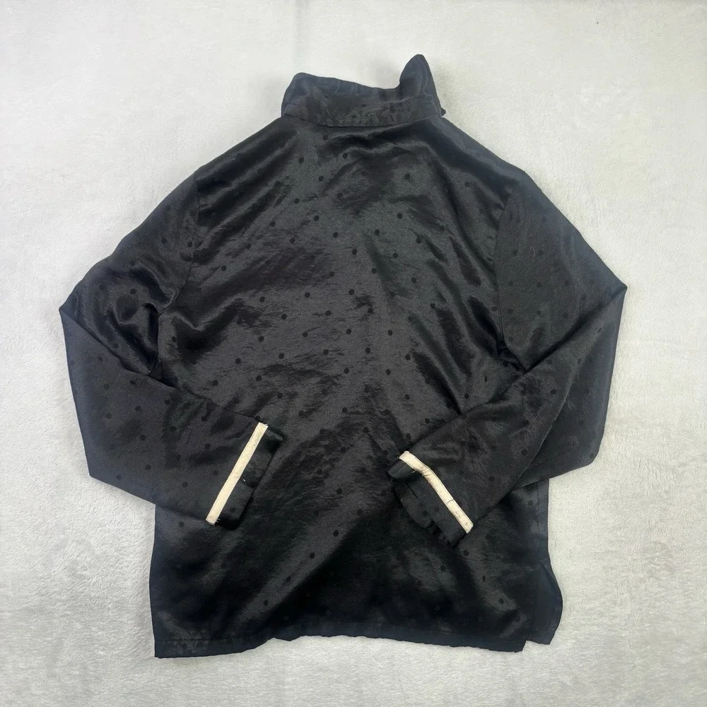 Victoria's Secret Black Long Sleeve Button Up Pajama Top Blouse Women's Small